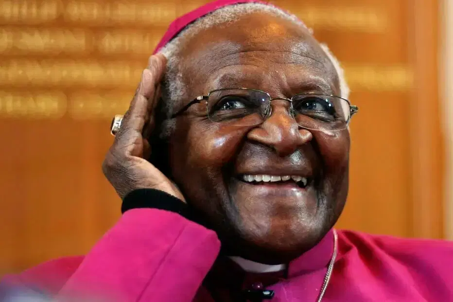 desmond tutu1.jpg